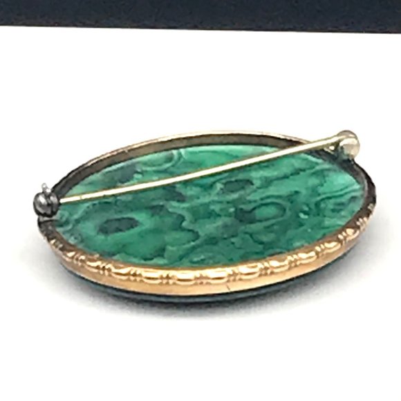Vintage Malachite Stone Brooch set in 10K Yellow Gold Ornate Frame, Boho Chic - Picture 3 of 7